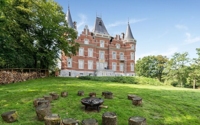 Renovated Appartment in Castle