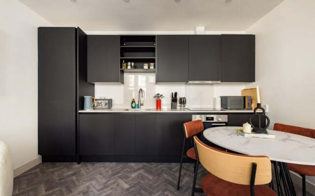 The Battersea Secret - Modish and Bright 1bdr Flat