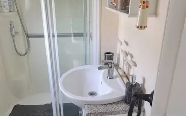 Seaside Caravan Goldensands Kinmel Bay-sleep 6