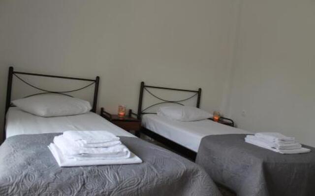 Dimitriadis Hotel