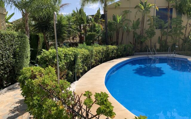 TGS & RUMEX Suites Banus