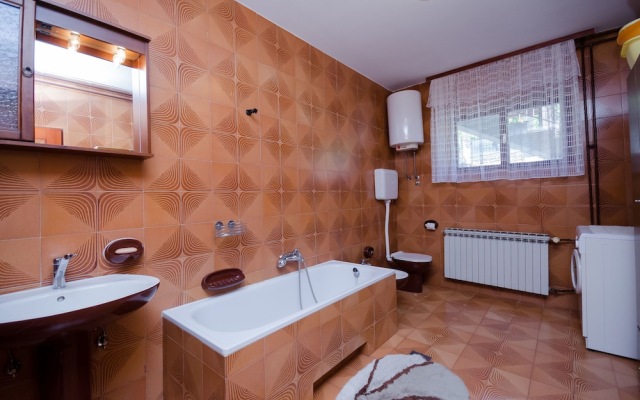 Apartments Zeljko