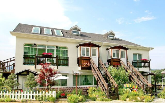 Daegwallyeong Wild Floaroma Pension