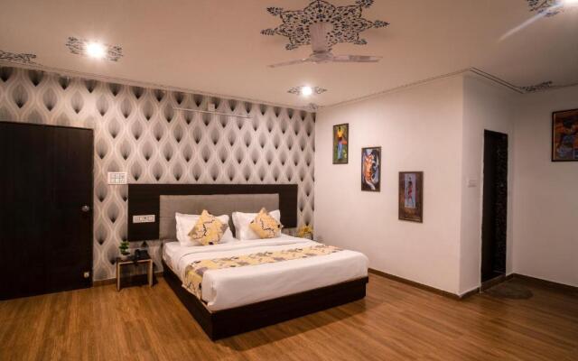 Tripli Hotels Arunoday Palace