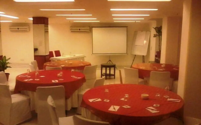 Clarks Inn Kailash Colony