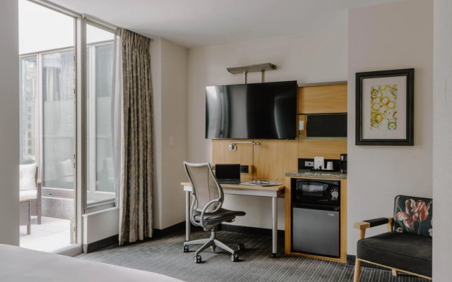 World Center Hotel