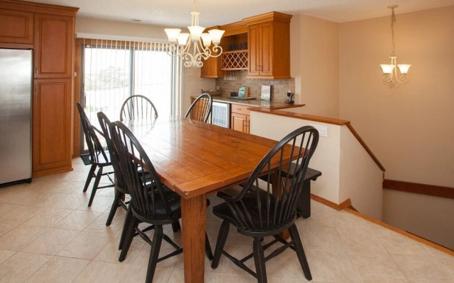 Relax Inn - 5 Br Home