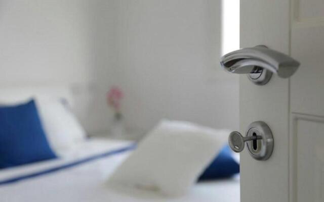 COSTA FENICIA RESIDENCE Prenotabile da Sabato a Sabato