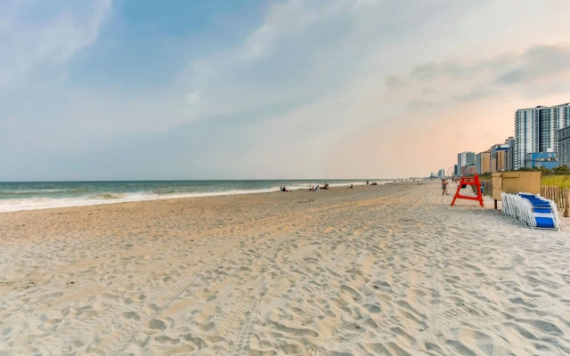 Beach-front Condo with Private Balcony