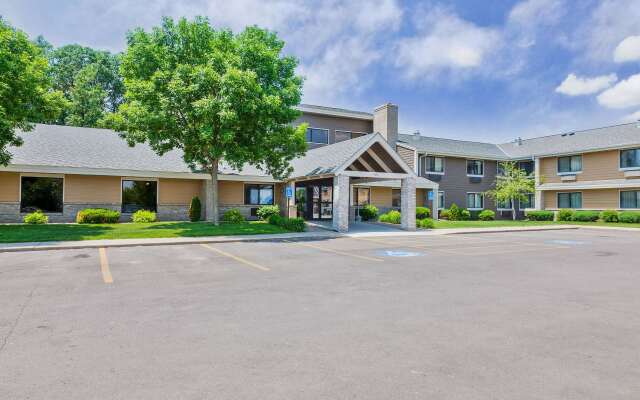 AmericInn by Wyndham Algona