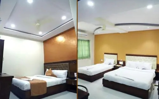 Hotel Golden Hyatt Inn