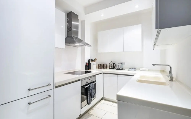 Laystall Apartment