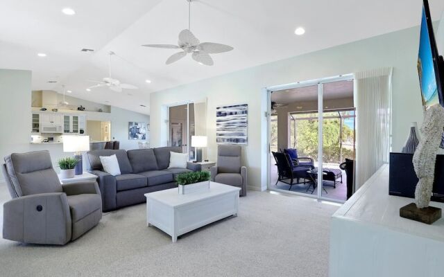 Shalimar Waterfront Pool Home