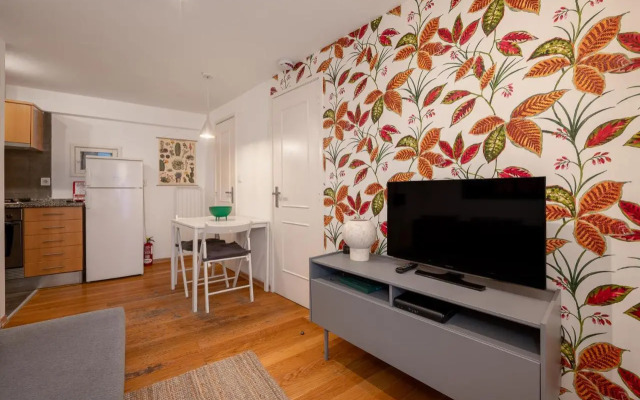 Contemporary Apartment in Chiado 2