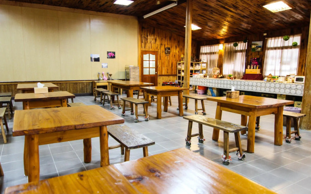 Seeking - Alishan Sunrise