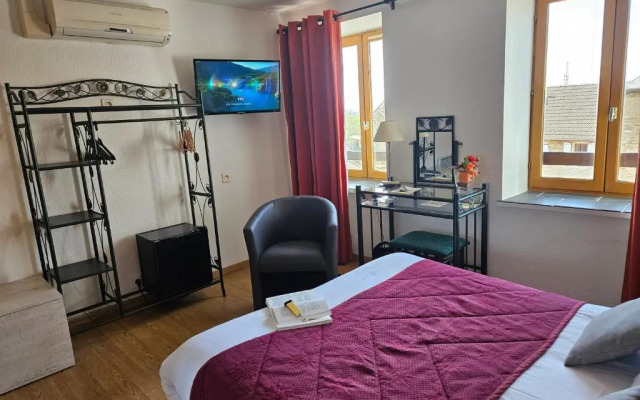 Hôtel Restaurant le Val d'Amby