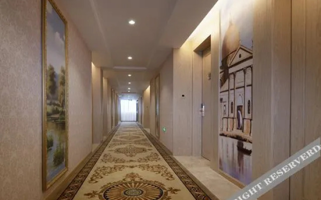 Vienna International Hotel (Changsha Songya Lake Wanjiali North Road Branch)