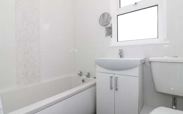 145 Sunbeach Chalet