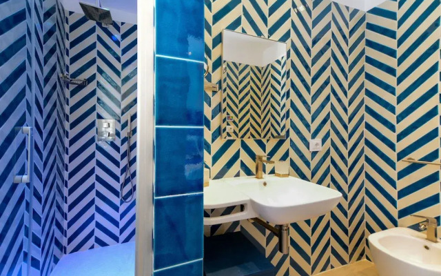 Beachfront Villa Sorrento & private sea access