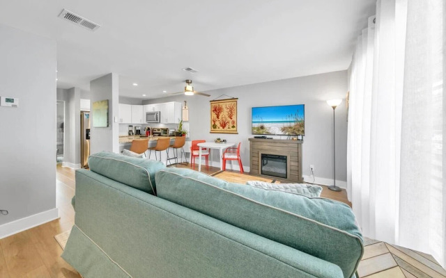 Sandprints C3- Sunny Daze, Miramar Beach