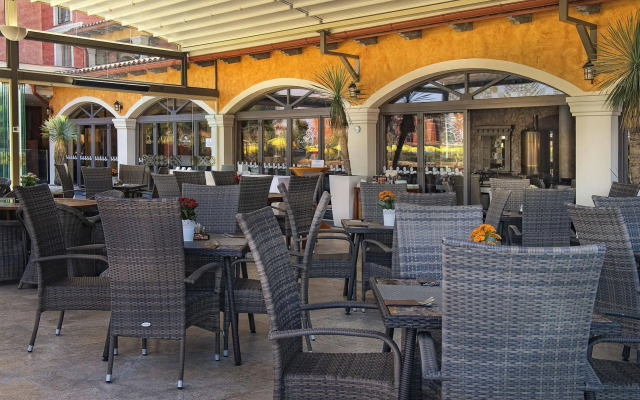 Villa Plaza Boutique Hotel & Spa