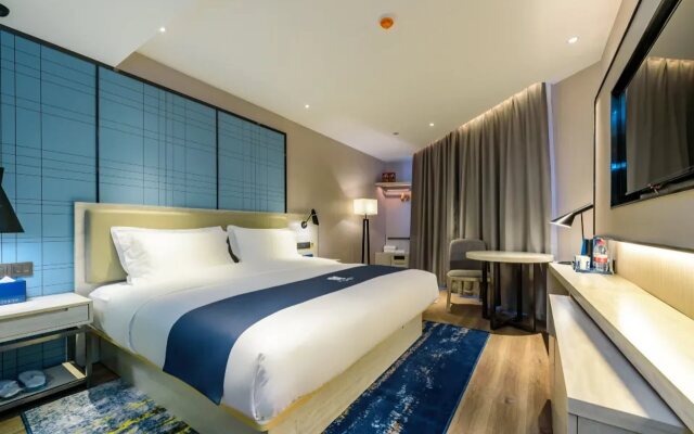 Echarm Hotel Guigang West Coach Station