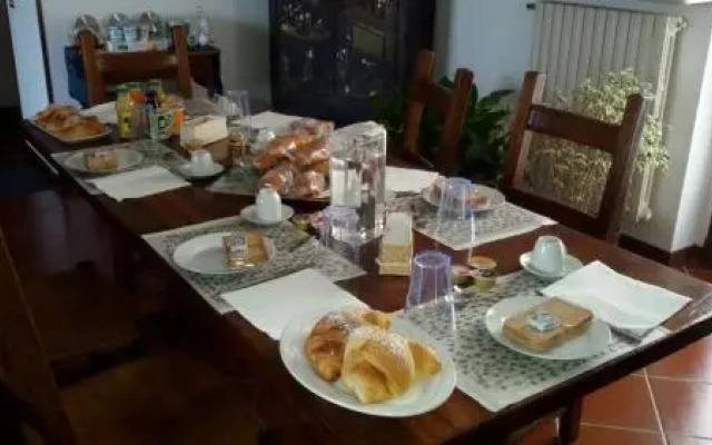 B&B Il Glicine Di Basiglio