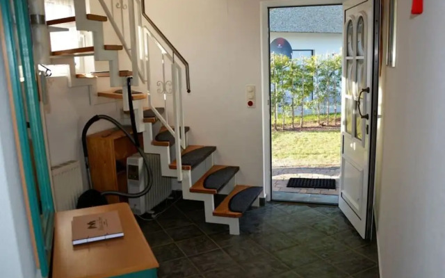 Holiday House House by the Lake