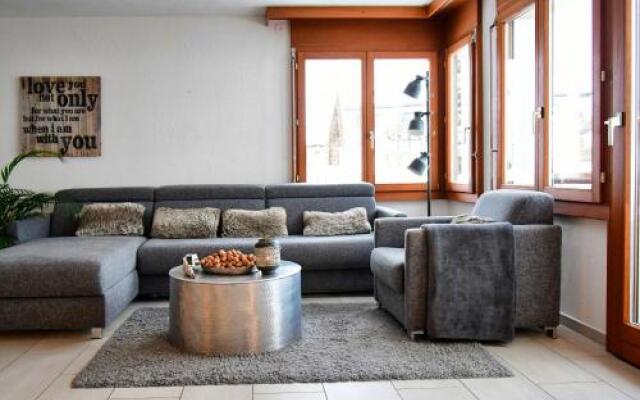 Lakeside - 3.5 Zimmer Ferienwohnung am Laaxersee