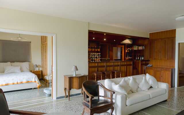Villa Yliana