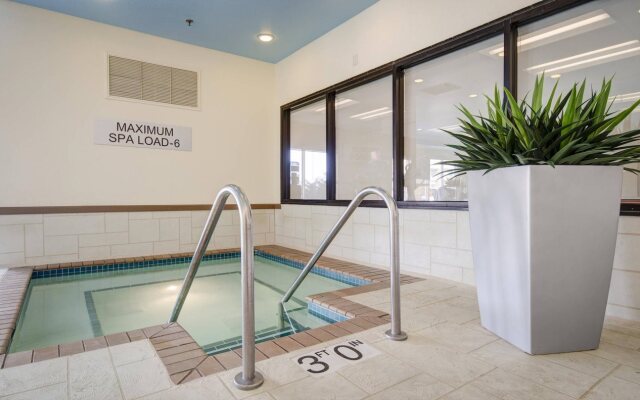 Comfort Inn & Suites Green Bay Stadium Area