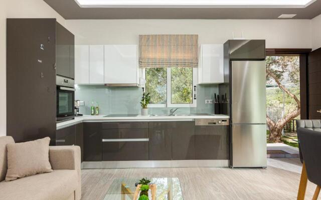 MariAndry Villa, Enchanting Secluded Retreat, By ThinkVilla