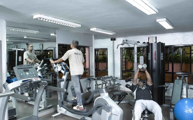 Cysuites Apartment Hotel