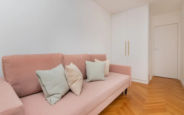 Pastel Apartment in Gdynia by Renters