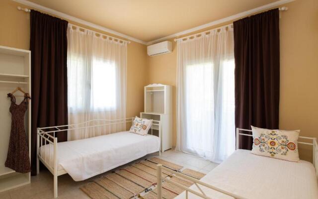 Villa - 1st Floor