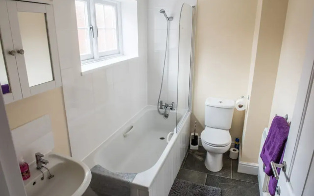 Toothbrush Apartments - 1 bed apartment