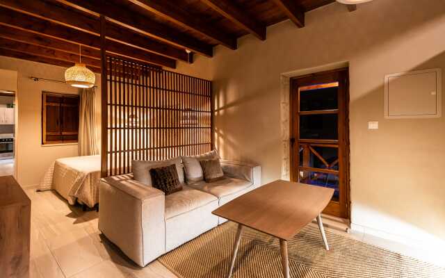 Harma Traditional Boutique Suites