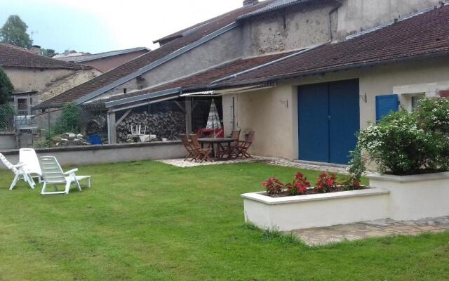 Gîte Isches, 3 pièces, 5 personnes - FR-1-589-116