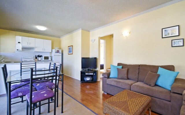 Shoal Towers, Unit 5/11 Shoal Bay Road