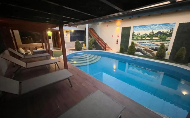 Hotel Baños del Inca E.I.R.L.
