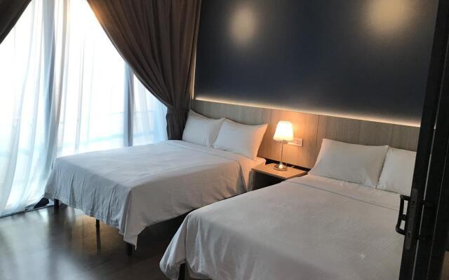 Almas Suites by Subhome