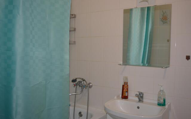 Apartments on Staronikitskaya street