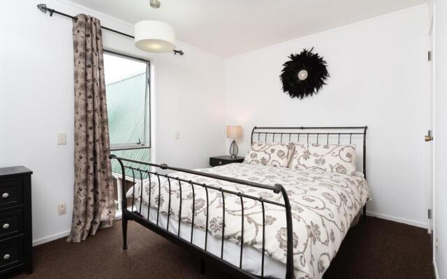 Nelson's Lookout - Russell Holiday Home