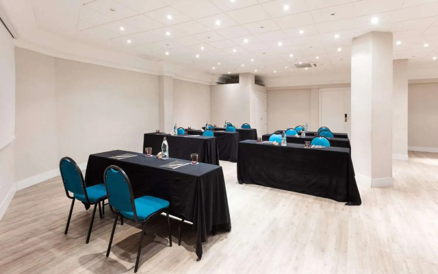 Hotel Madrid Gran Via 25, Affiliated by Meliá