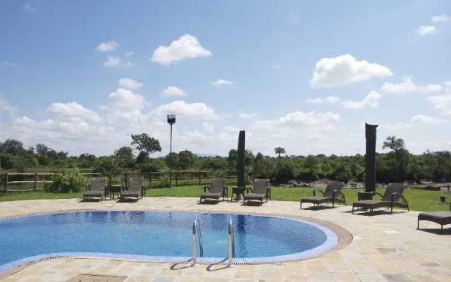 Neptune Mara Rianta Luxury Camp