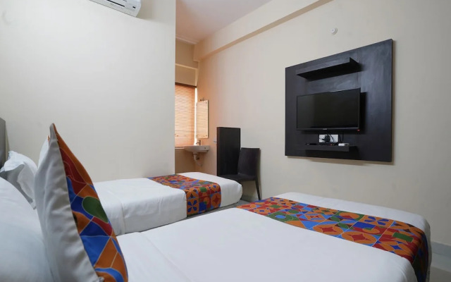 FabHotel Limestone Gachibowli