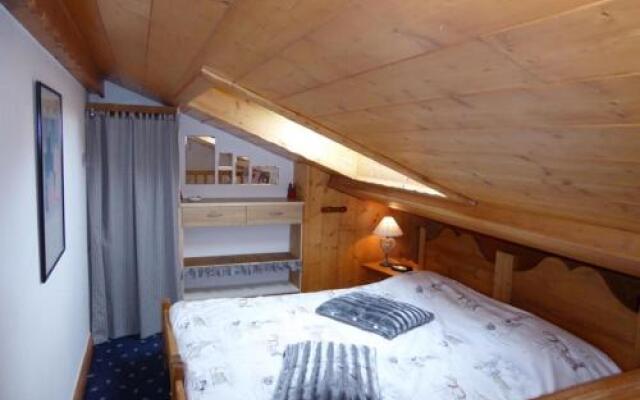 Apartment Bien decoré duplex / mezzanine avec balcon