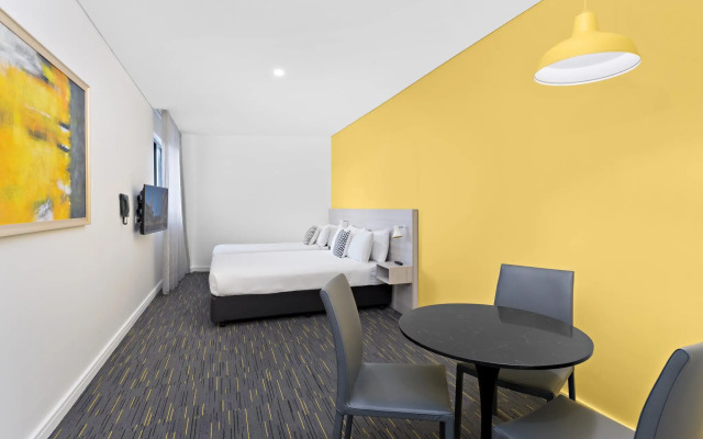 ValueSuites Green Square