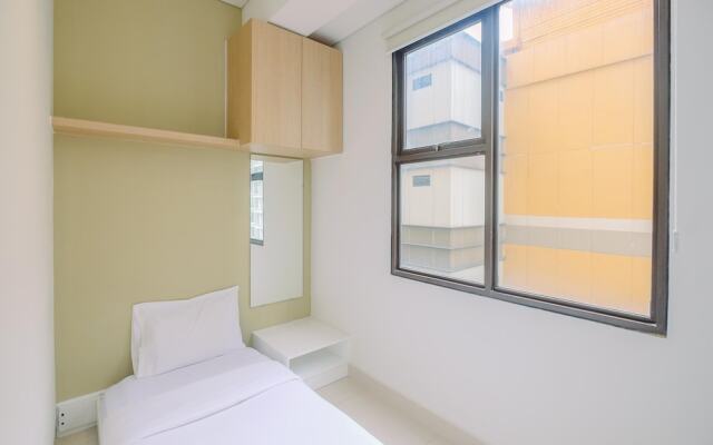 Cozy And Clean 2Br At Transpark Cibubur Apartment