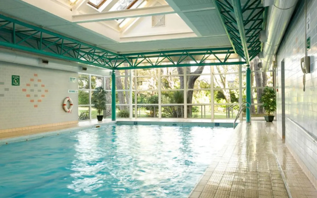 Marine Hotel
